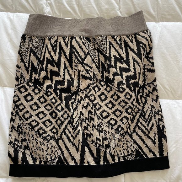 Guess Mini Skirt - Picture 2 of 2